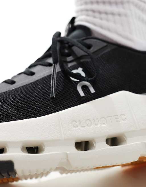ON – Cloudnova Form 2 All Day – Czarno-białe buty sportowe