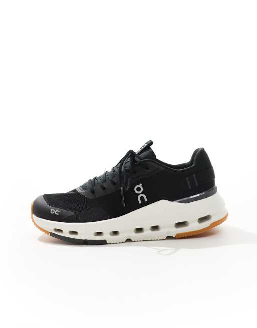 ON – Cloudnova Form 2 All Day – Czarno-białe buty sportowe