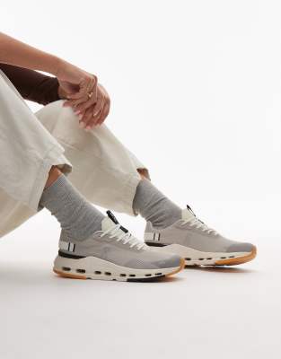 ON - Cloudnova Form 2 All Day - Sneaker in Grau