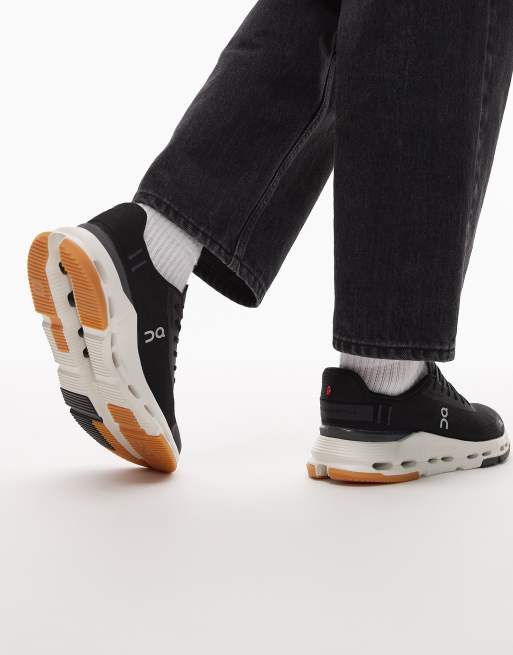 ON Cloudnova Form 2 all day trainers in black and white, 3 of 5