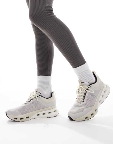 ON – Cloudnova X – Performance-Sportschuhe in Silber-Maulbeere - view 1