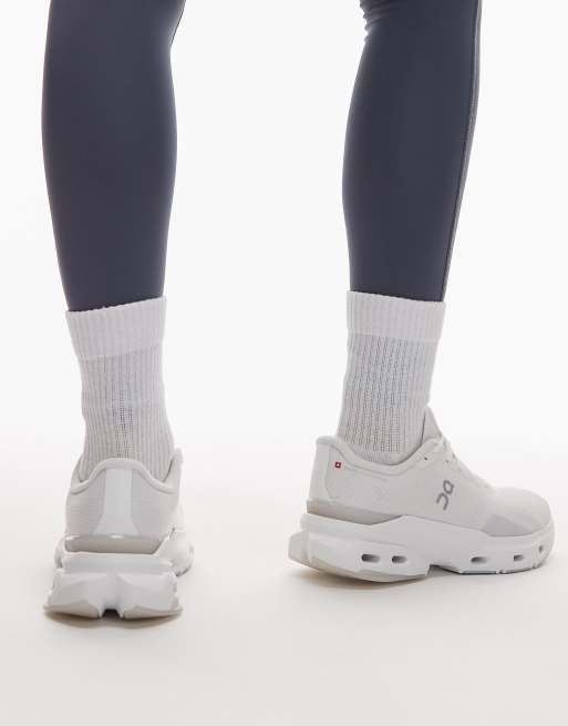 On Cloudpulse 2 Trainings-Sneaker in Weiß, 3 von 5