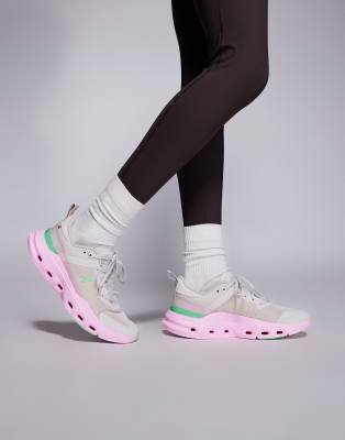ON - Cloudpulse Next - Sneaker in Grau und Rosa