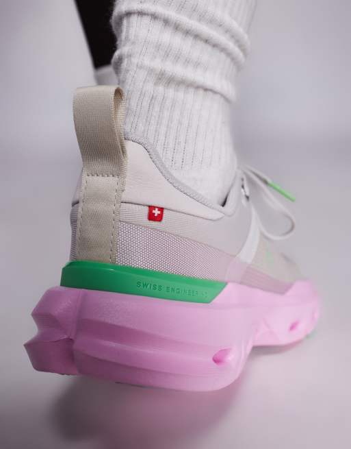 ON Cloudpulse Next training trainers in grey and pink  , 4 of 5