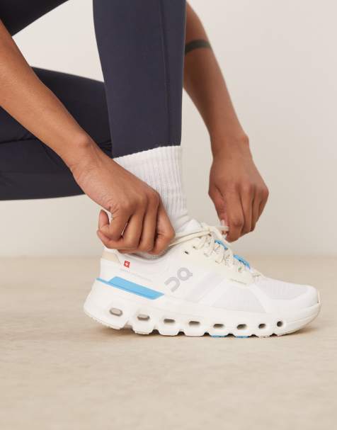 ON - Cloudrunner 2 - Sneakers da corsa bianche - view 1