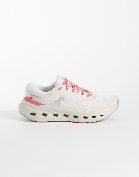 On Cloudrunner 3 baskets de running blanches et roses - view 1