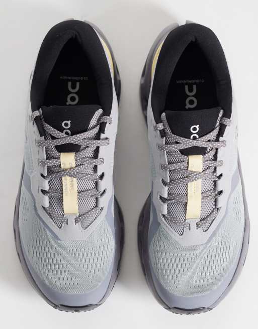 ON Cloudrunner 3 baskets de running multicolores gris, 2 de 5