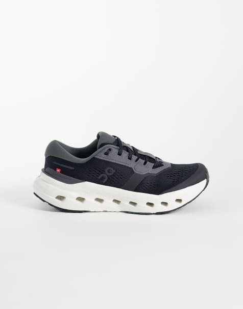 ON - Cloudrunner 3 - Hardloopschoenen in zwart en wit - view 1