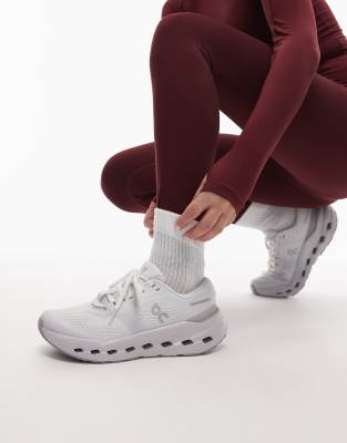 ON Cloudrunner 3 running trainers in grey