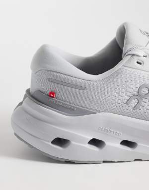 ON Cloudrunner 3 running trainers in grey