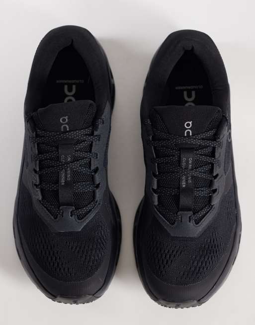 ON Cloudrunner 3 running trainers in triple black, 3 of 5