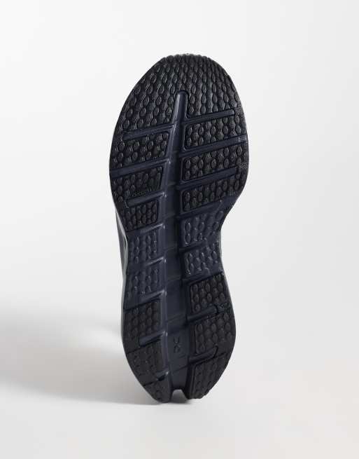 ON Cloudrunner 3 waterproof running trainers in black, 5 of 5