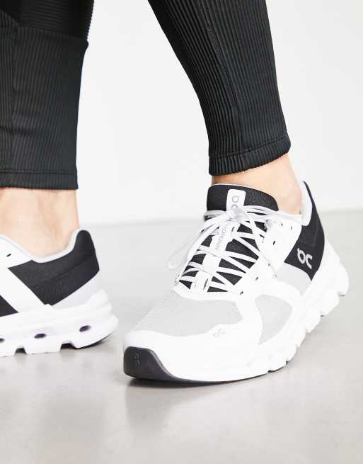 ON Cloudrunner trainers in black and white, 4 of 4