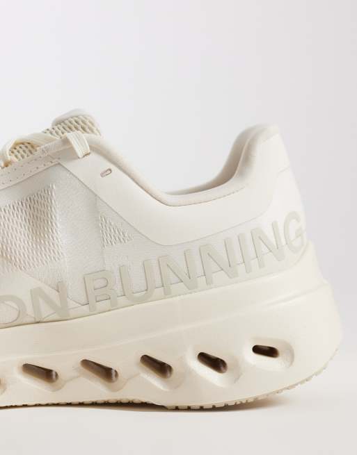 ON – Cloudsurfer Next – Beige löparskor, 4 av 5