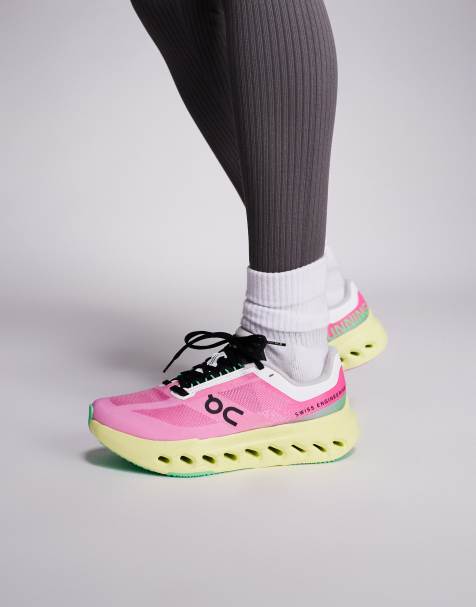 ON - Cloudsurfer Next - Hardloopschoenen in roze  - view 1