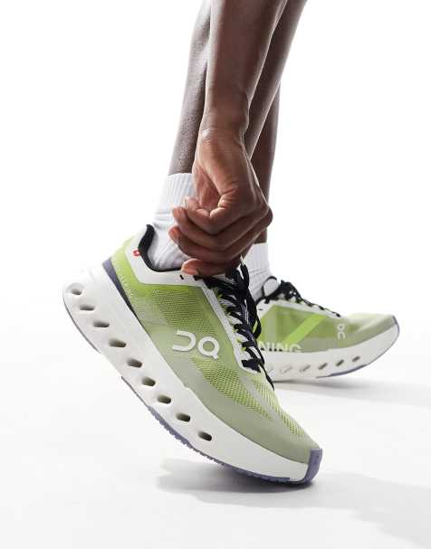 ON – Cloudsurfer Next – Laufschuhe in Grün und Weiß - view 1