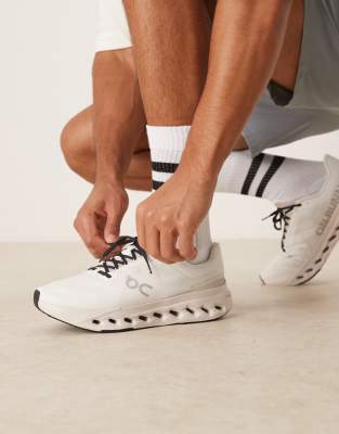 On Running ON Cloudsurfer Next running trainers in ivory and silver-White