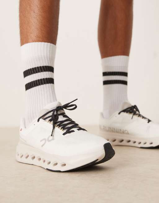 ON Cloudsurfer Next running trainers in ivory and silver, 3 of 5