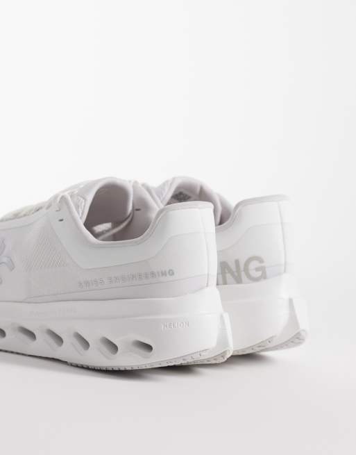 ON Cloudsurfer Next running trainers in ivory, 3 of 5