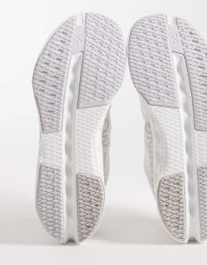 ON Cloudsurfer Next running trainers in white