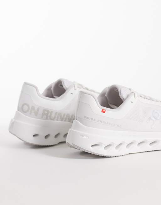 ON – Cloudsurfer Next – Vita löparskor, 4 av 5