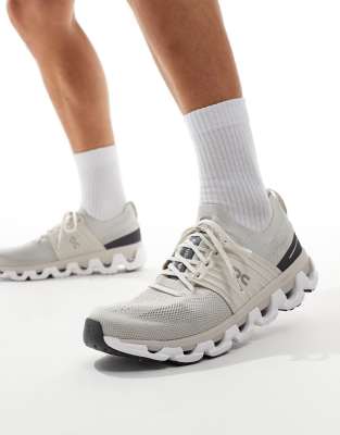 ON Cloudswift 3 running trainers in pearl eclipse-Black