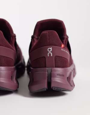 ON Cloudswift 4 AD trainers in maroon