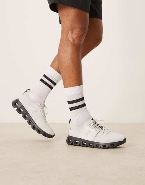 ON - Cloudswift 4 - Hardloopschoenen in grijs en zwart - view 1