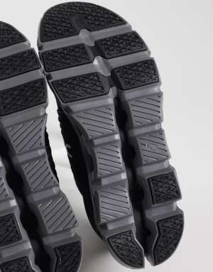 ON Cloudswift 4 running trainers in black
