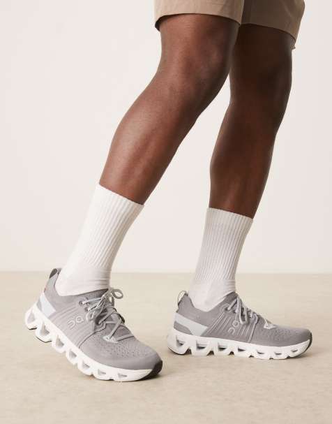 ON Cloudswift 4 running trainers in grey - view 1