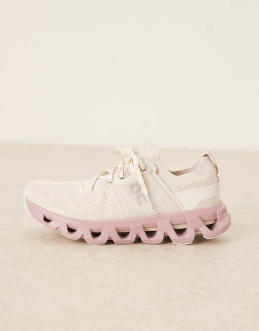 ON Cloudswift 4 running trainers in pearl and mauve, 2 of 5