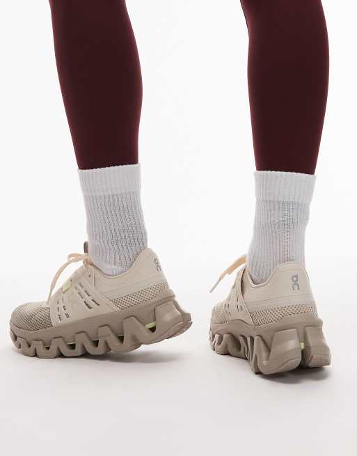 ON - Cloudswift Amp - Baskets de running - Beige et kaki, 3 de 5