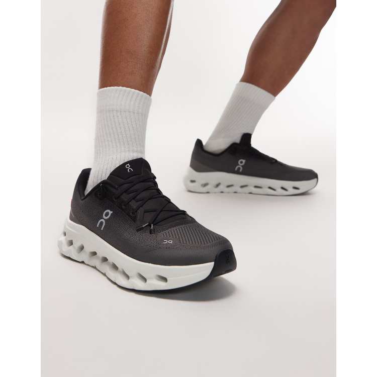 208362537-1-black?$n_750w$&wid