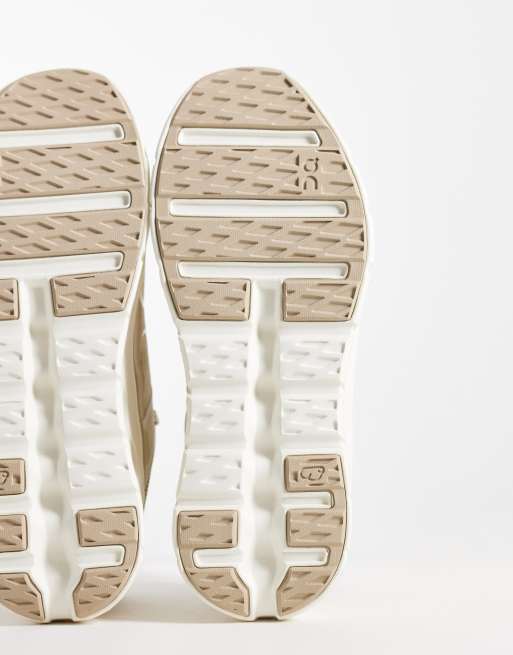 ON Cloudtilt Arc All Day sneakers i beige, 4 av 5
