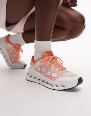 ON - Cloudtilt Remix - All-Day-Sneaker in Koralle-Orange