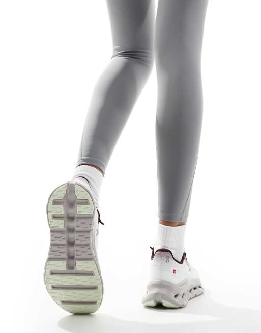 ON - Cloudtilt - Sneakers in wit en roze, 3 van 5