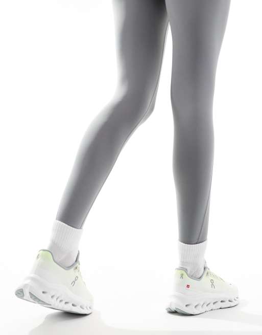ON Cloudtilt trainers in white and lime, 5 of 5