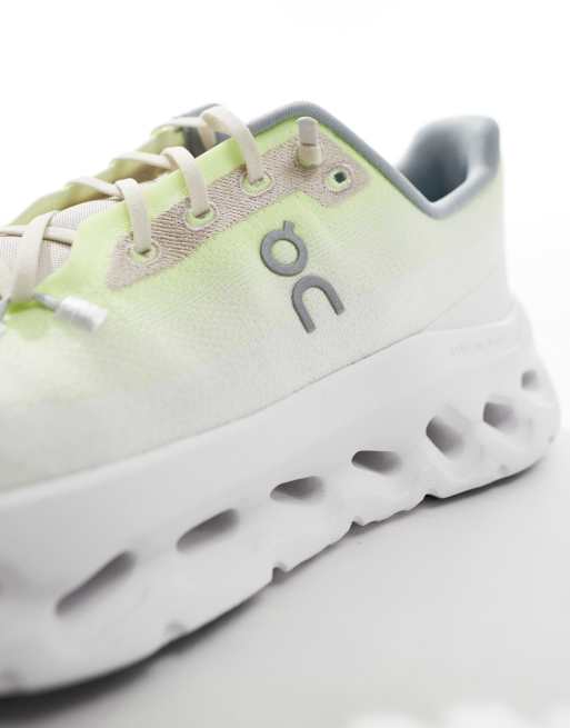ON – Cloudtilt – Vita och limegröna sneakers, 4 av 5