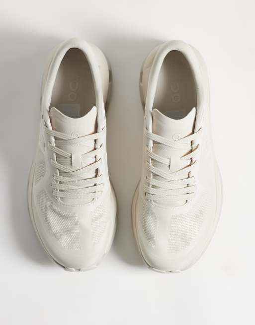 ON Cloudzone All Day trainers in peal and beige, 3 of 5