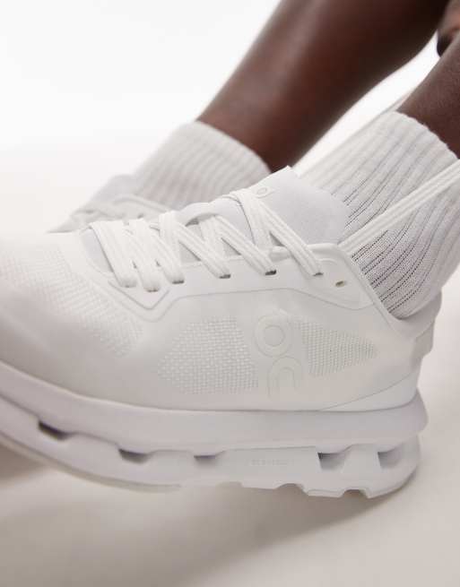 ON – Cloudzone All Day – Vita sneakers  , 4 av 5