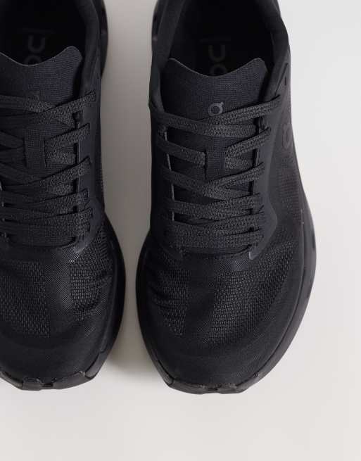 ON Cloudzone całodzienne buty sportowe w triple black, 3 z 5