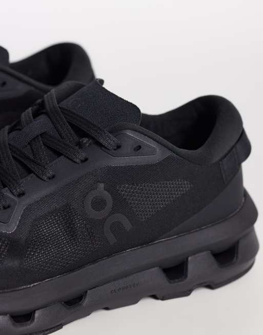 ON Cloudzone całodzienne buty sportowe w triple black, 4 z 5