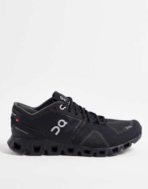 On Running - Cloud X - Sorte og grå sneakers