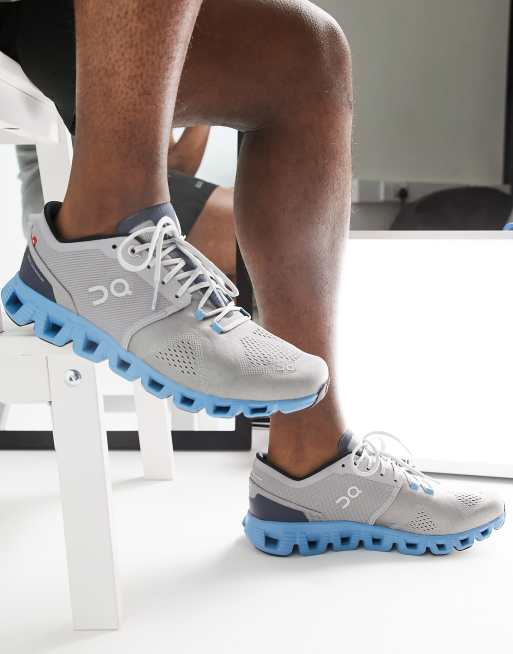 On Running Cloud X trainers in grey and blue