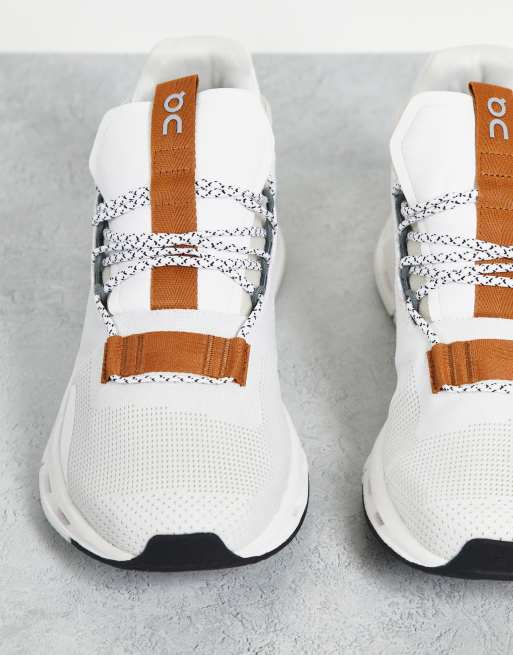 On Running - Cloudnova - Sneakers bianche e marroni, 4 di 4