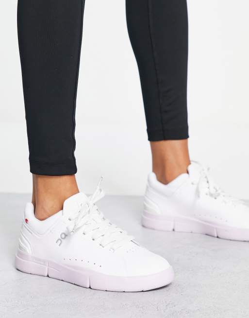 On Running - Roger Advantage - Sneakers in wit met lila zool 