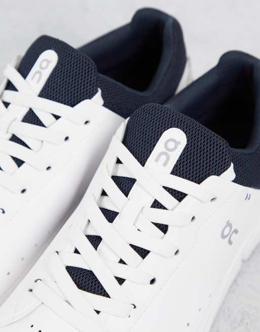 On Running The Roger Advantage trainers in white and midnight navy | ASOS