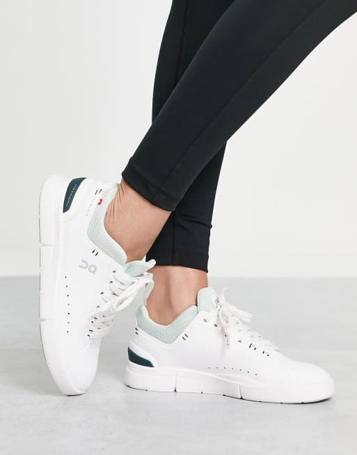 On Running The Roger Advantage trainers in white | ASOS