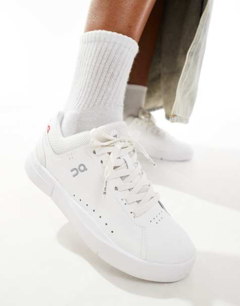 ON - The Roger Advantage - Hvide sneakers - view 1