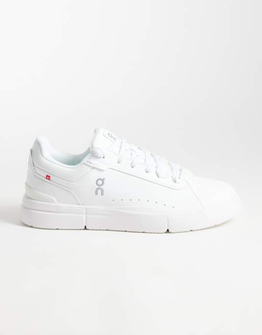 ON The Roger Advantage tennis sneakers in wit, 1 van 5